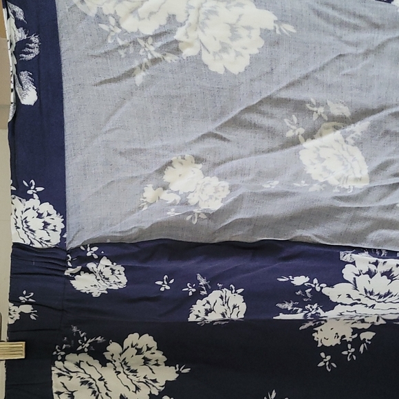 Maurice's floral wrap pants - Picture 5 of 7